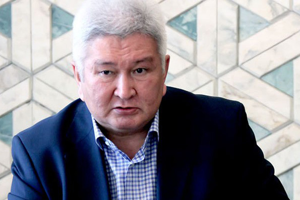 Лидером киргизской партии предложено усилить финансирование ислама и православия