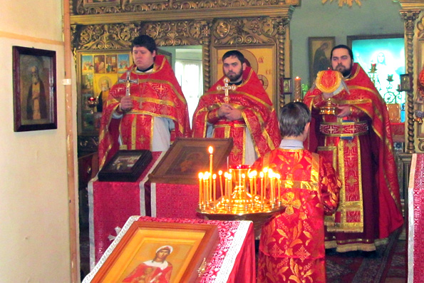 В храме великомученицы Варвары Елабужского монастыря прошел престольный праздник