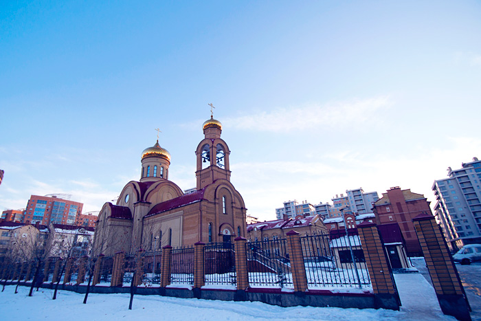Храм священномученика Кирилла, митрополита Казанского