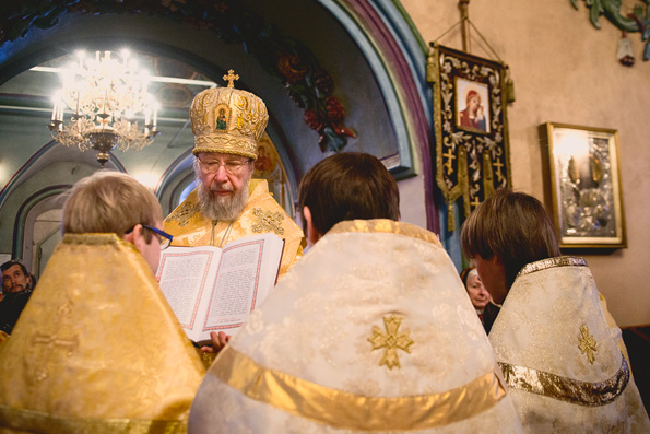 Митрополит Анастасий совершил хиротесию во чтецов студентов Казанской духовной семинарии