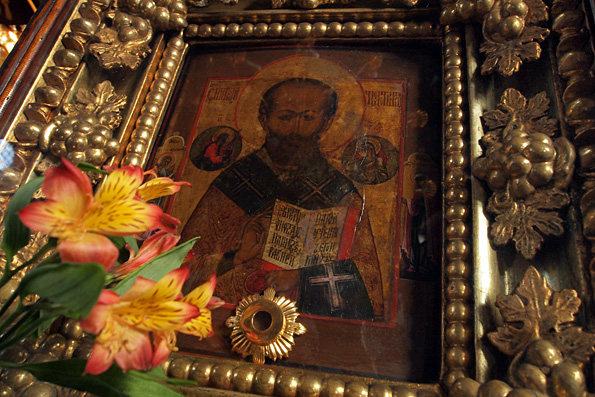 Челнинцы поклонились иконе с частицей мощей святителя Николая Чудотворца