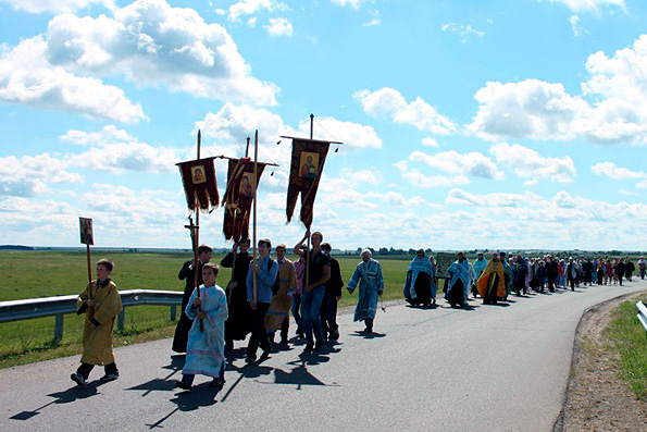 Крестным ходом в Билярск, возрождая традиции бабушек