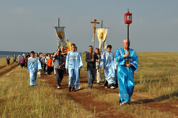 Тихогорский крестный ход прошел в Менделеевске