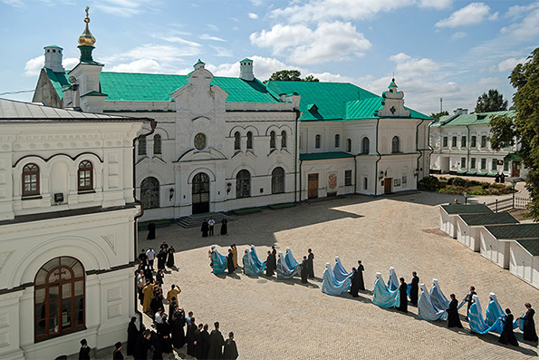 В Киеве выбирают нового главу Украинской Православной Церкви