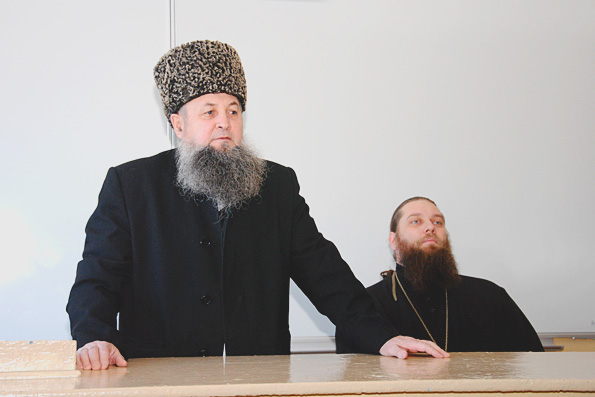 Представители исламского и православного духовенства посетили Спасский техникум