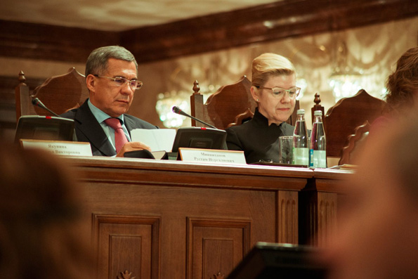 Елена Мизулина поддерживает инициативу Татарстана по усложнению процедуры развода