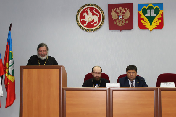 Главы муниципальных районов Татарстана провели встречи с представителями православного духовенства