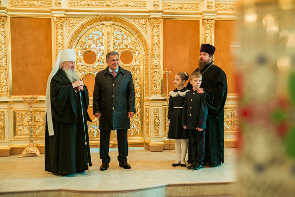 Духосошественский храм города Казани посетил президент Татарстана