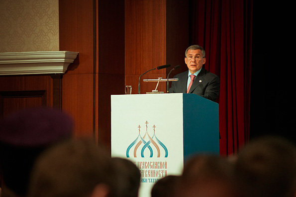 Президент Татарстана выступил на II Форуме православной общественности РТ