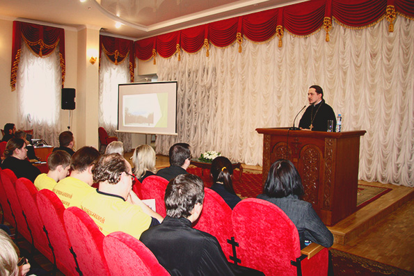 Молодежь Татарстанской митрополии приняла участие в Сретенской конференции