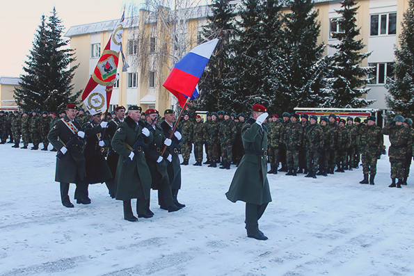 Перед отправкой на Северный Кавказ военнослужащие получили благословение священника