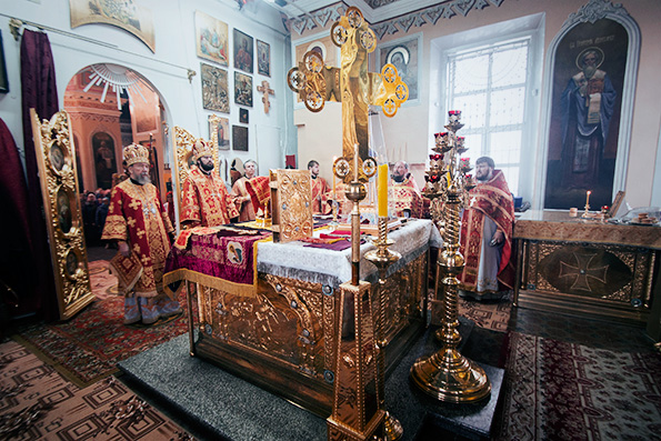 В Никольском кафедральном соборе Чистополя состоялось архиерейское богослужение