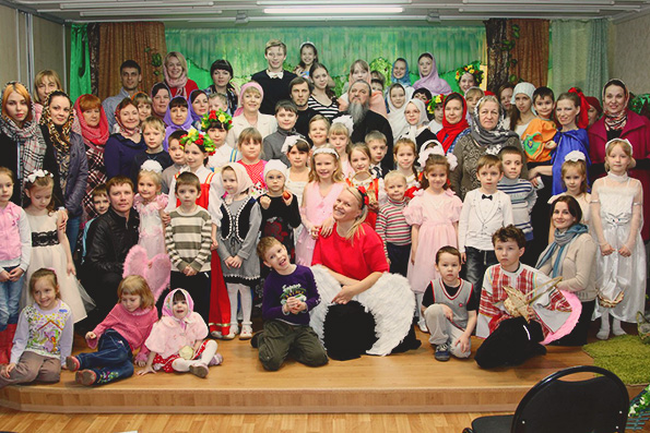 Десять лет: воскресная школа «Радуга» встретила юбилей праздничным концертом