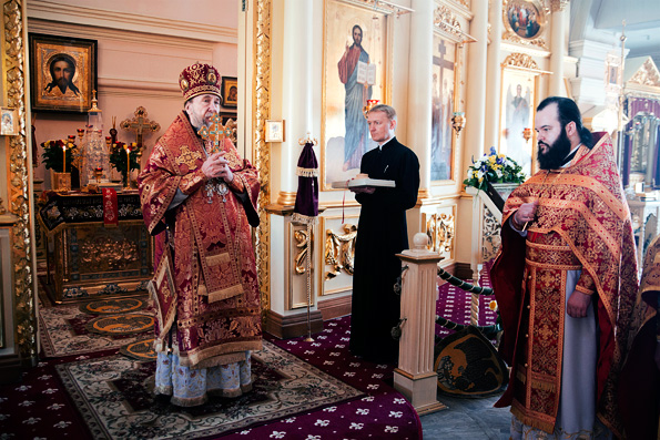 Митрополит Анстасий в Казанско-Богородицком монастыре