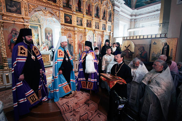 Митрополит Анастасий представил верующим Чистопольской епархии епископа Пармена