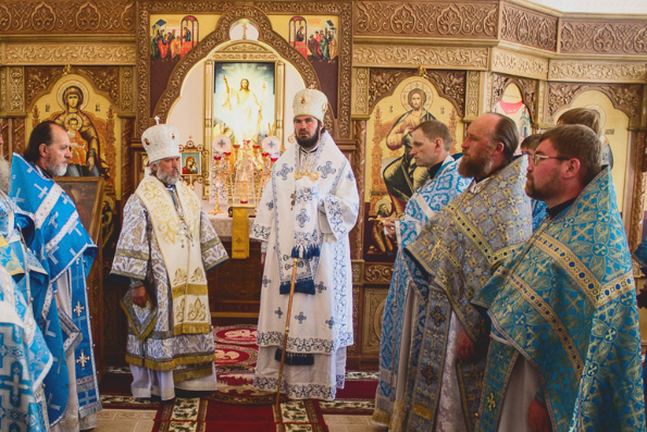 В Альметьевской епархии прошли праздничные торжества