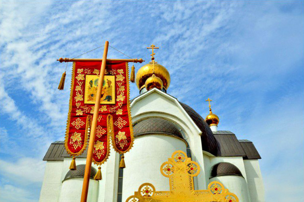 Храм преподобного Серафима Саровского города Набережные Челны отметил престольный праздник