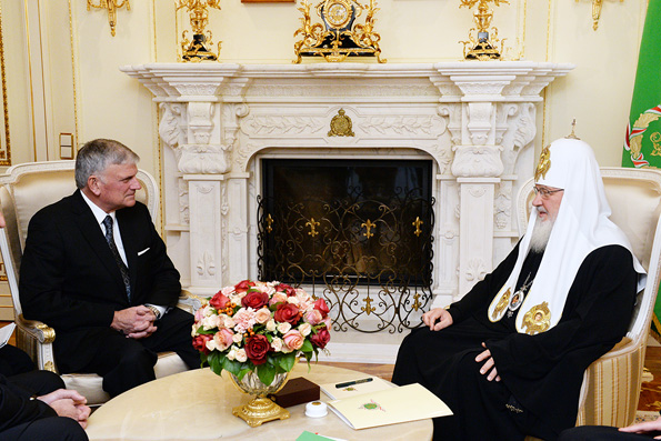 Патриарх Кирилл: Запад перестает быть христианским
