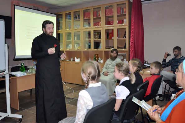 В Нижнекамске прошел уникальный мастер-класс для педагогов воскресных школ