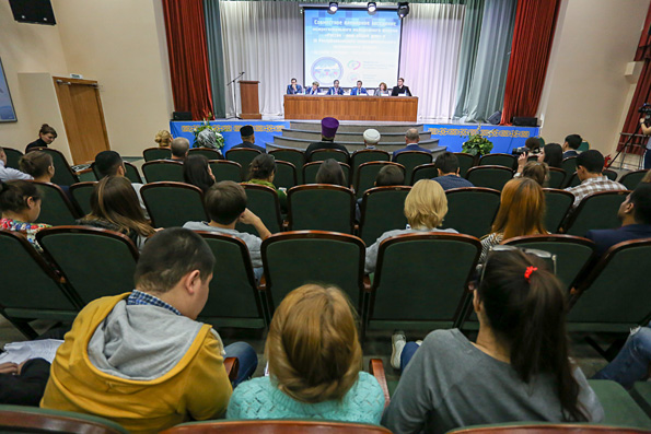 Священнослужитель Казанской епархии принял участие в молодежном форуме