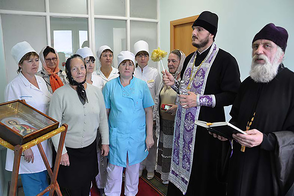 В центральной районной больнице Черемшан открылись молитвенные комнаты