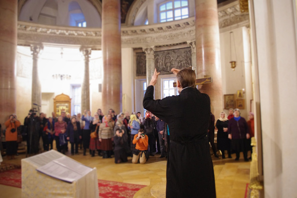 Делегаты из Казани приняли участие в работе секции, посвященной переводу богослужения на жестовый язык