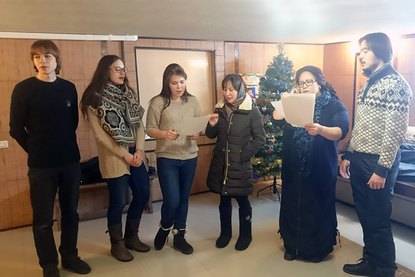 Православная молодежь готовится к Рождеству