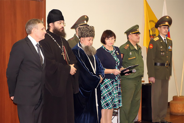 Священнослужитель города Болгара принял участие в церемонии приведения к клятве воспитанников кадетской школы-интерната