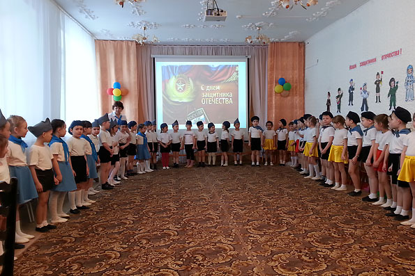 Священнослужители посетили праздник в детском саду Зеленодольска