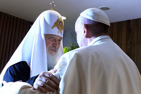 Патриарх Кирилл и Папа Римский Франциск приняли совместную декларацию