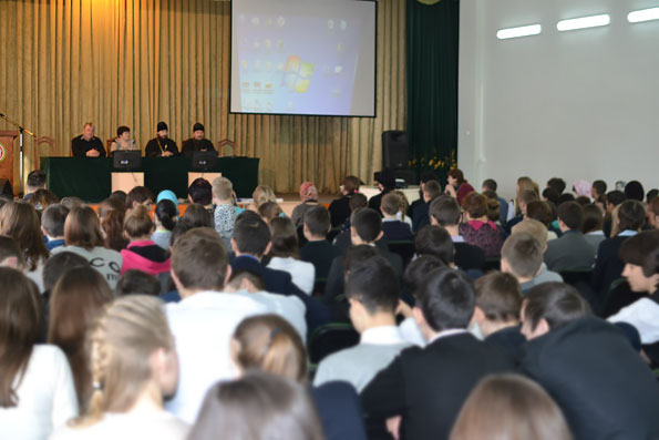 В Базарных Матаках прошла встреча актива православной молодежи Чистопольской епархии