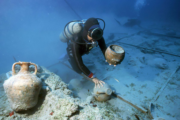 В Турции обнаружен подводный монастырь