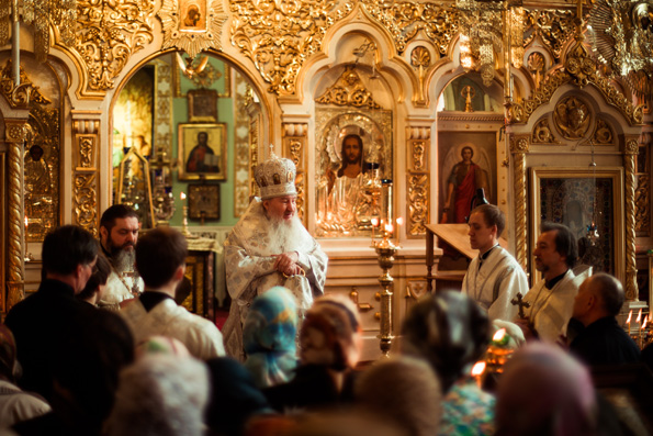 В Лазареву субботу митрополит Феофан совершил Литургию в Никольском соборе Казани