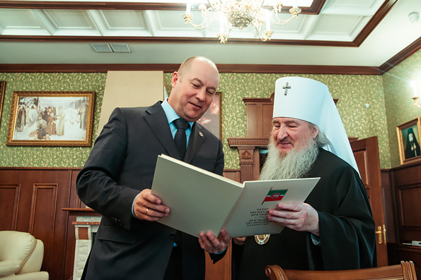 Состоялась беседа митрополита Феофана с руководителем Аппарата Президента Татарстана