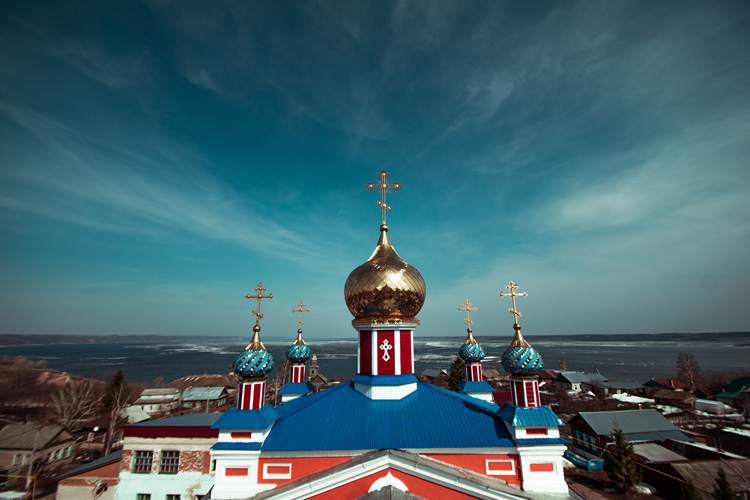 Православные кресты над городом Тетюши