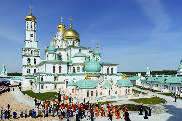Патриарх Кирилл освятил возрожденный собор Новоиерусалимского монастыря