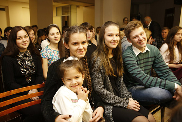 В воскресной школе казанского прихода преподобного Серафима Саровского состоялся выпускной подростковой группы