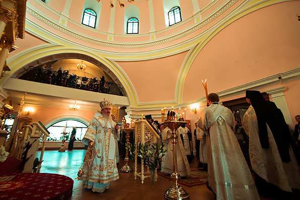 В канун праздника Вознесения митрополит Феофан совершил всенощное бдение в Казанско-Богородицком монастыре