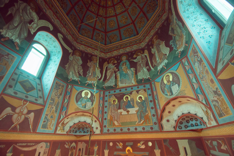 Роспись храма Тихвинской иконы Божией Матери города Казани