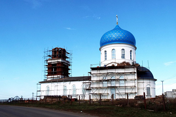 Храм Живоначальной Троицы, село Новотроицкое