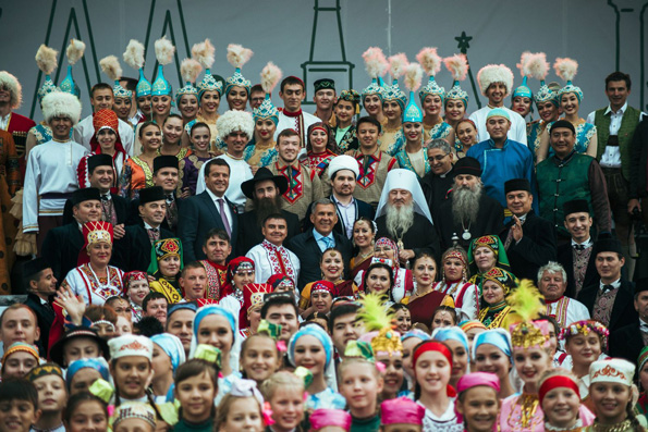 Митрополит Феофан посетил II Республиканский этноконфессиональный фестиваль «Мозаика культур»