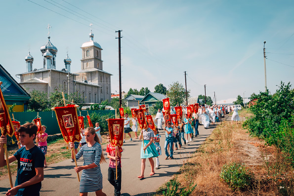 В Лениногорске в день Преображения Господня состоялся крестный ход к отреставрированному Святому ключу