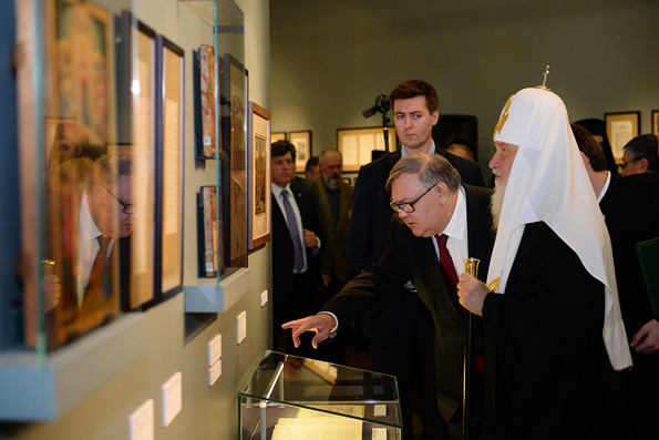 Патриарх Кирилл открыл уникальную выставку о «русском» Афоне