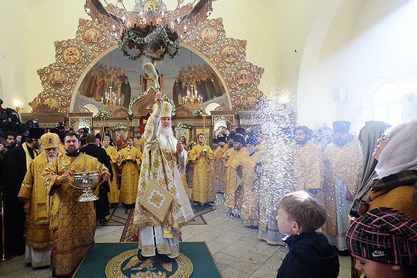 Представители Казанcкой епархии приняли участие в первой патриаршей Литургии с сурдопереводом