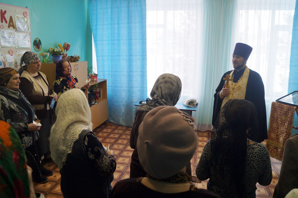 Священник встретился с жителями дальних поселений Высокогорского района