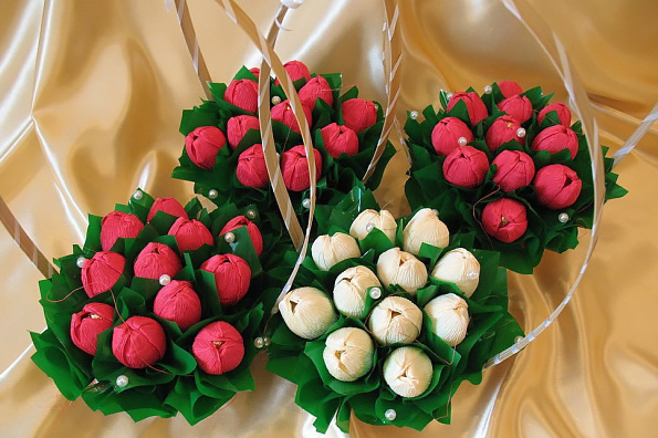 Центр защиты материнства «Умиление» приглашает на мастер-класс по изготовлению цветов из конфет