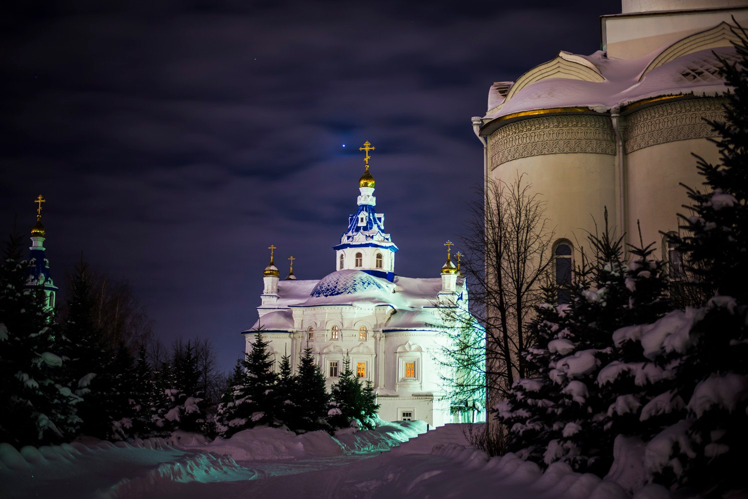 Свято-Успенский Зилантов монастырь в Казани