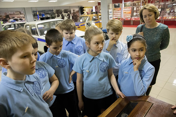Воспитанники казанской православной гимназии посетили музей ГИБДД