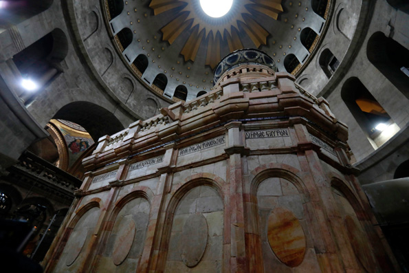 Завершилась первая за 200 лет реставрация Кувуклии Гроба Господня