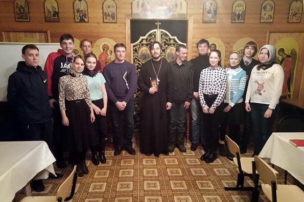 Священник из села Балчиклы стал гостем Евангельского кружка для православной молодежи Нижнекамска
